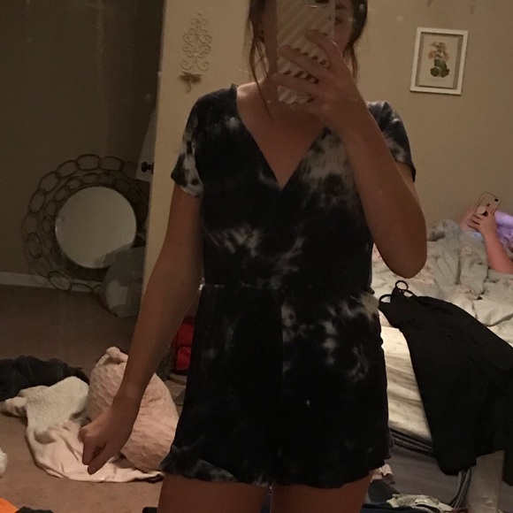 Romper - Picture 6 of 7